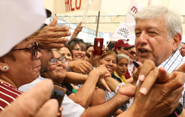 Los hashtags Tijuana, Convoca AMLO y Lomas Taurinas Se ubicaron por horas en a nivel nacional como tendencias en la red.