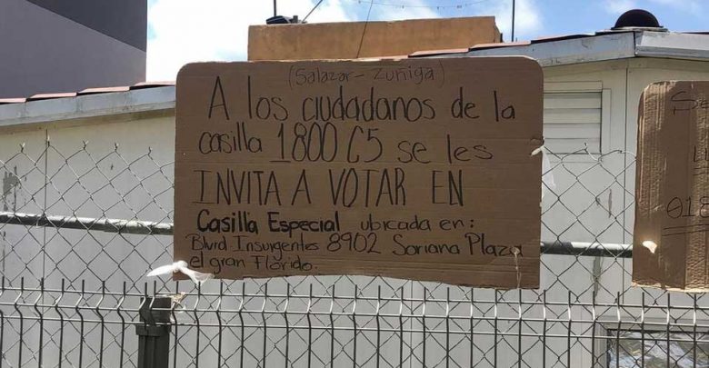 Los funcionarios de casilla reportaron que no pudieron localizar a la presidenta, quien tiene consigo 700 boletas electorales.