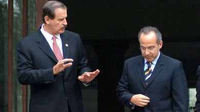 Felipe Calderón parece que ha desarrollado una enfermiza nostalgia por la silla presidencial